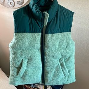 Wild Fable puffer vest